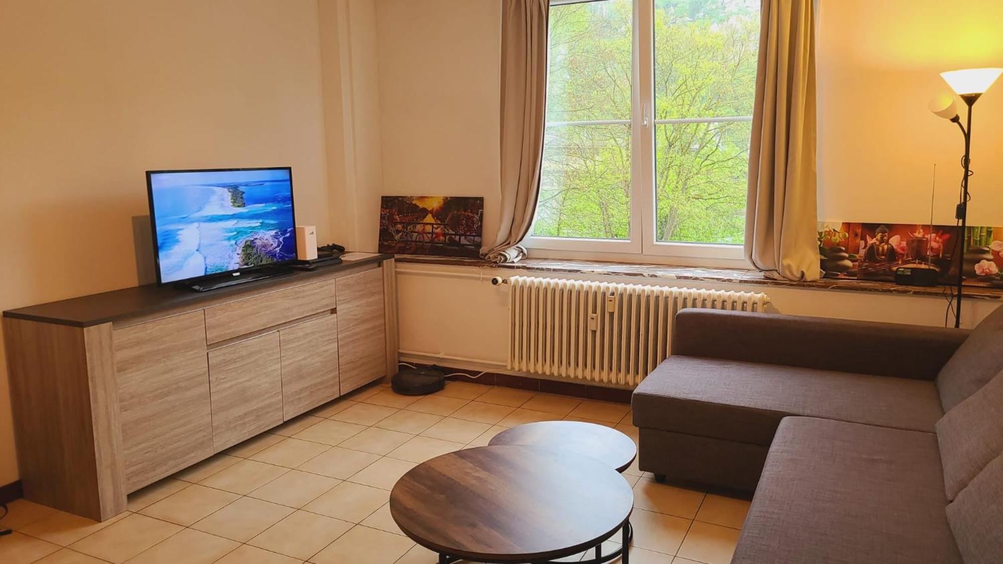 Hebergement Basique Et Fonctionnel Bon Rapport Qualite Prix Apartment Nameche Exterior photo